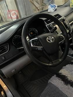 تۆیۆتا کامری